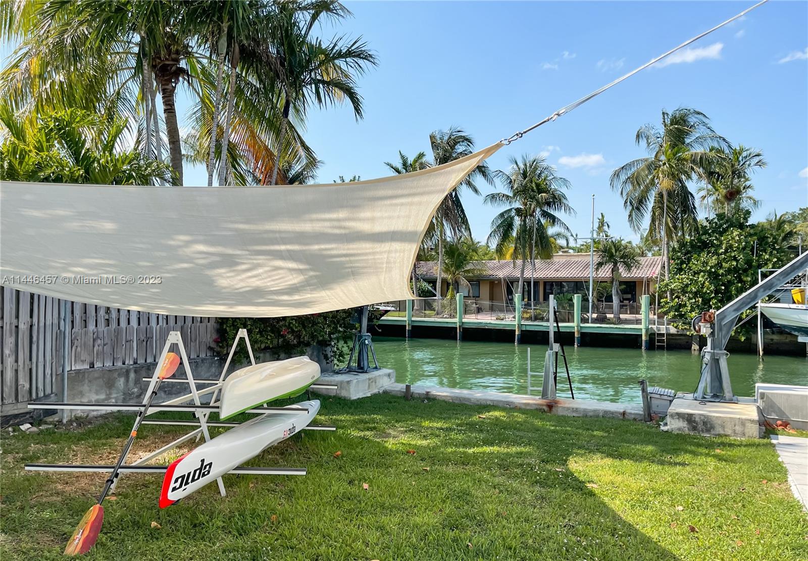 DAVIS HARBOR - Residential