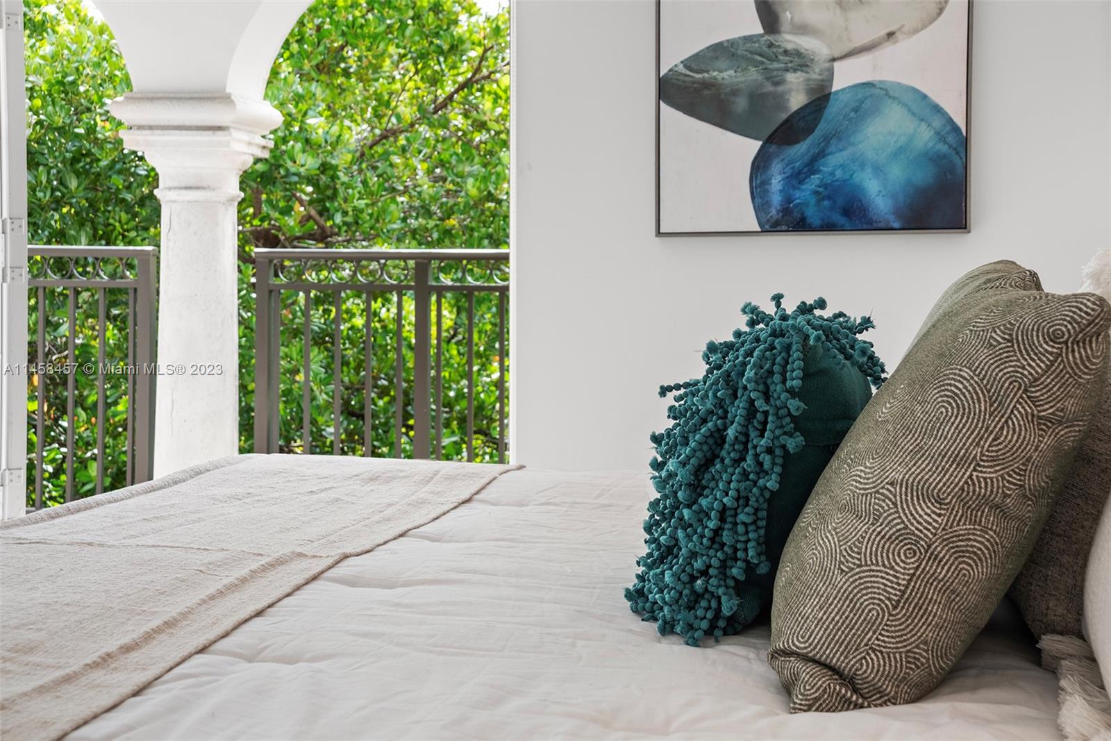 ARMITAGE PLACE NO 1A COND - Residential