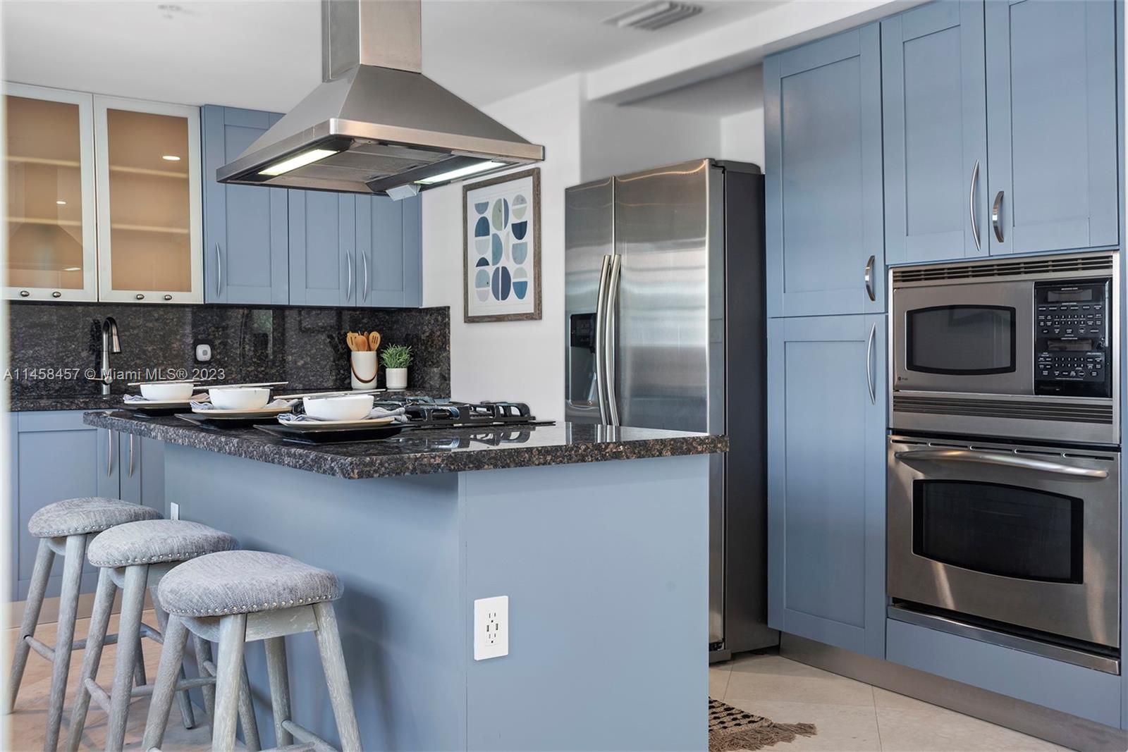 ARMITAGE PLACE NO 1A COND - Residential