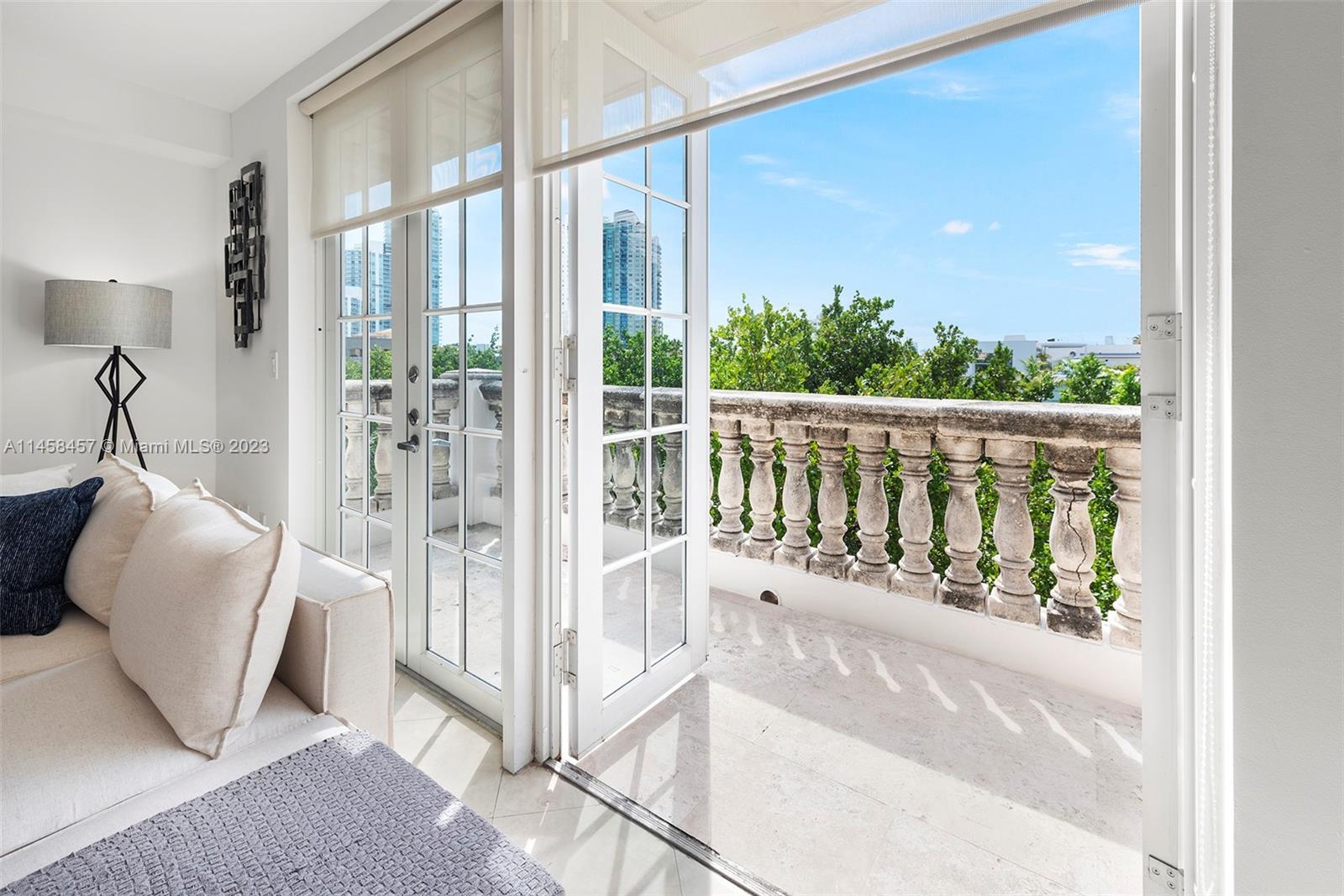 ARMITAGE PLACE NO 1A COND - Residential