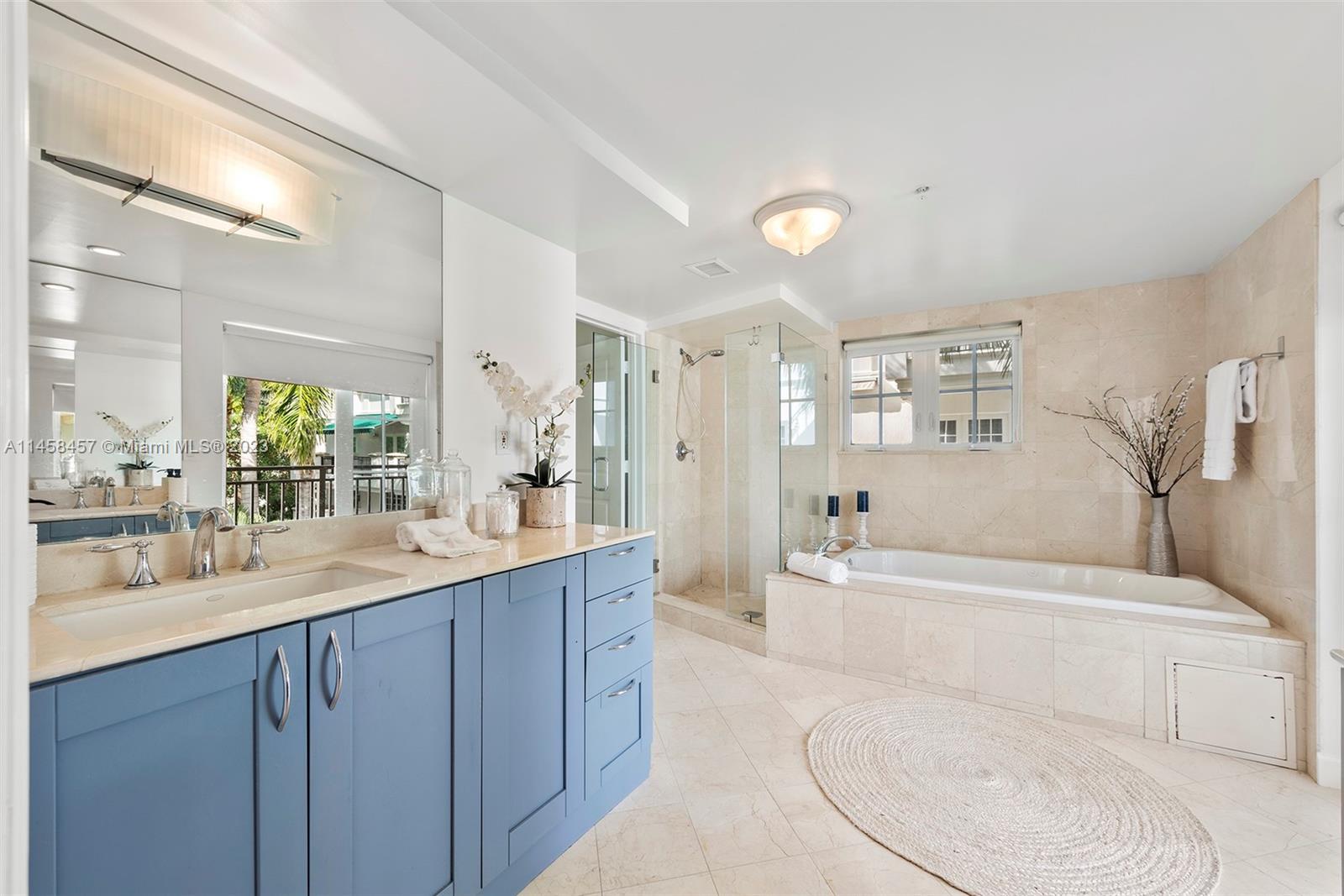 ARMITAGE PLACE NO 1A COND - Residential