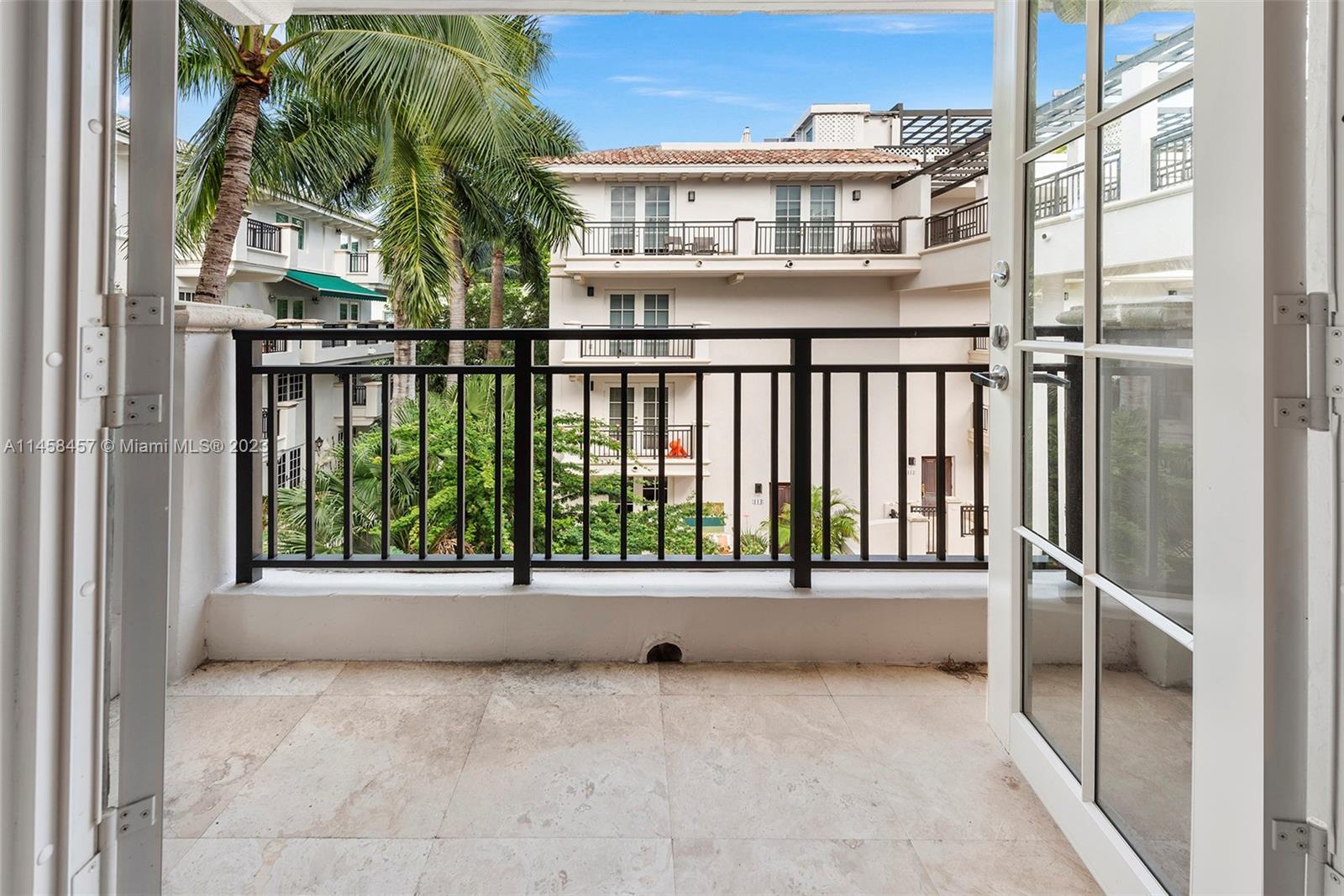 ARMITAGE PLACE NO 1A COND - Residential