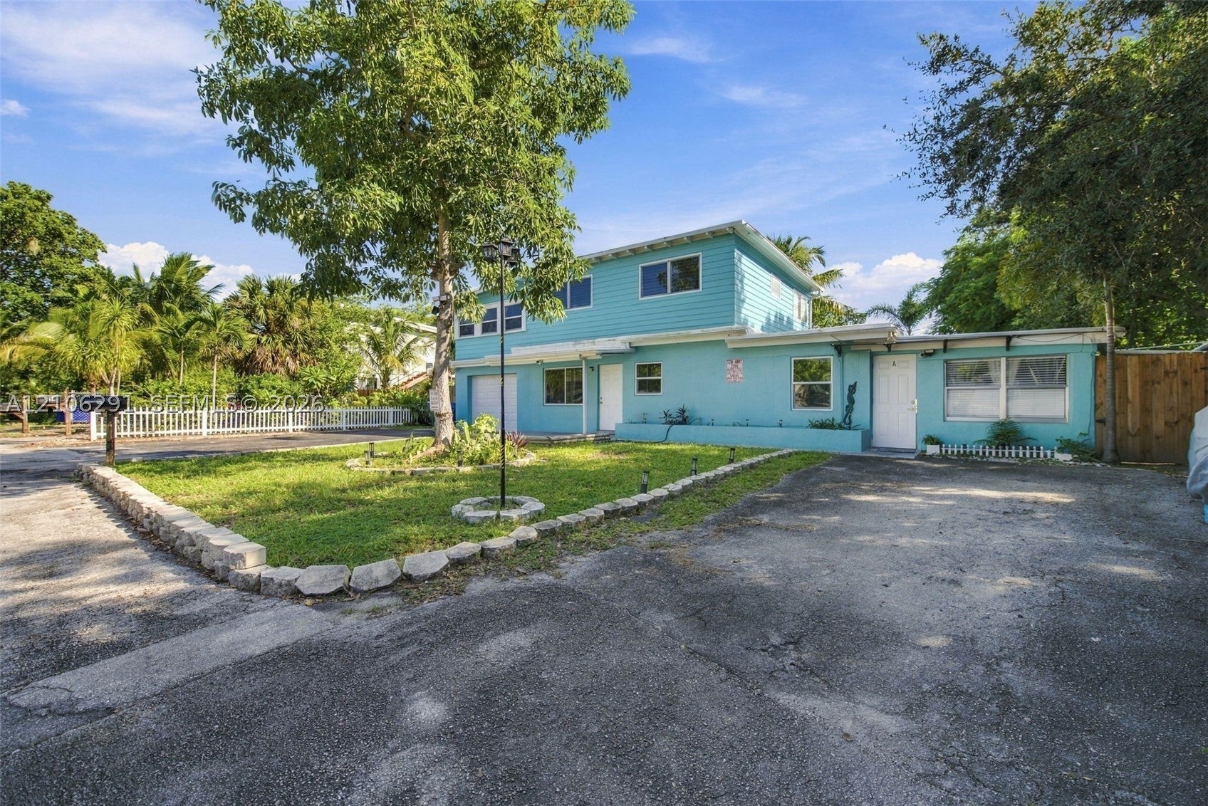 766 NW 42nd St