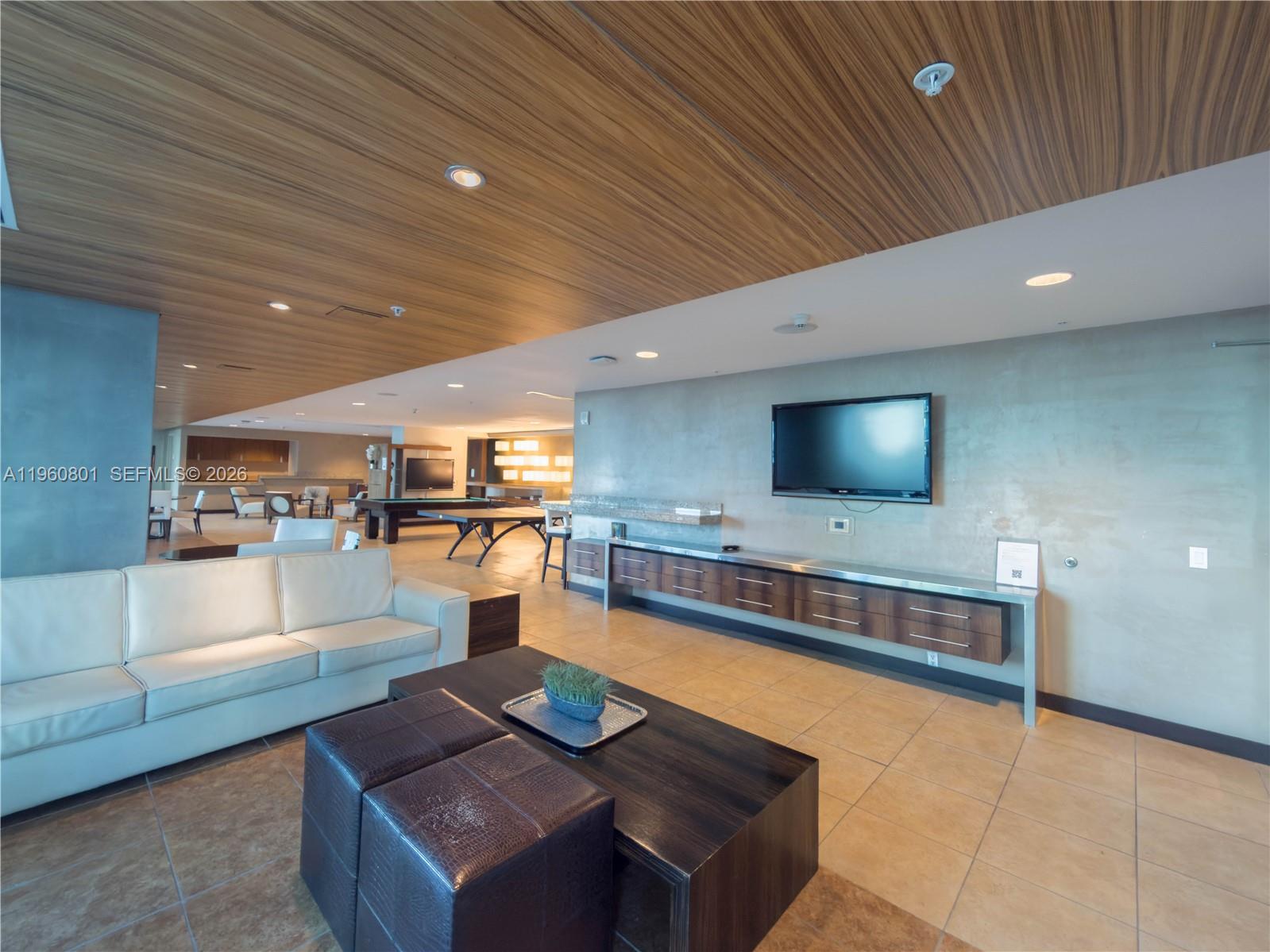 INFINITY AT BRICKELL COND - Residential