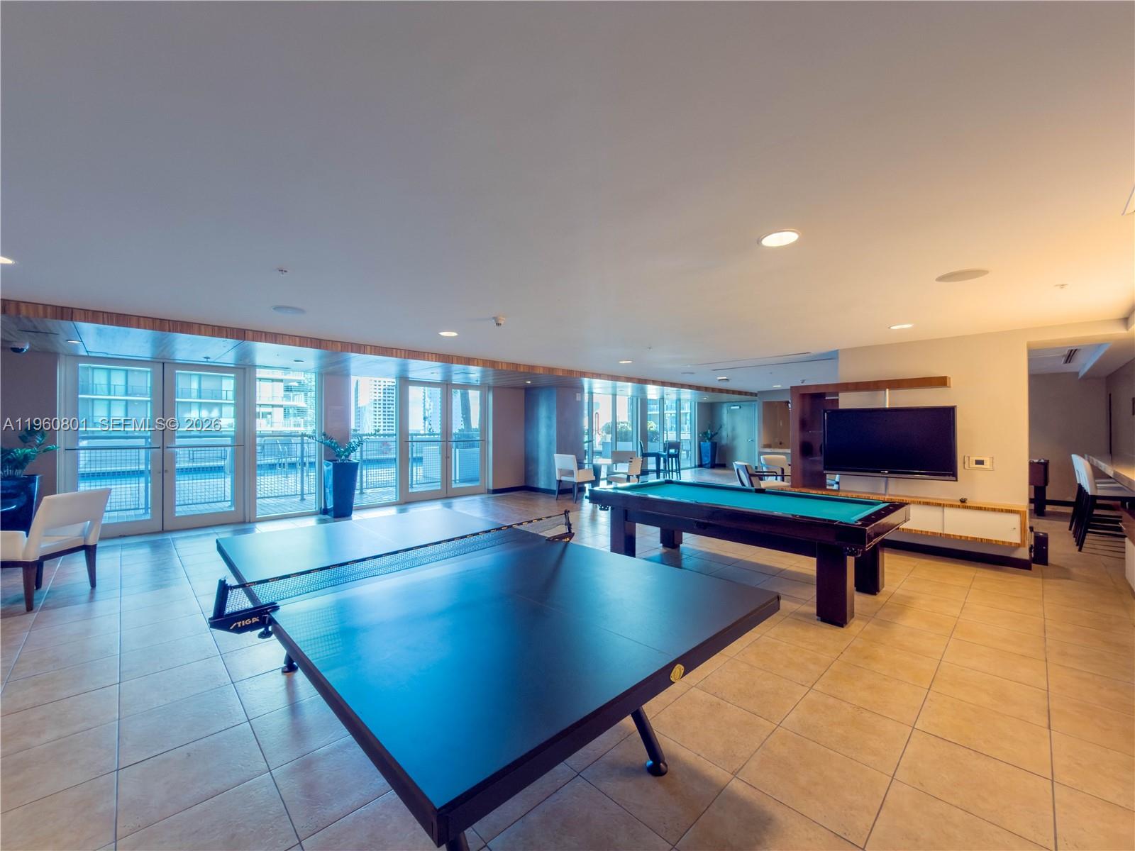 INFINITY AT BRICKELL COND - Residential