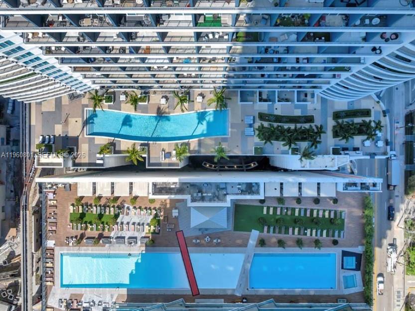 INFINITY AT BRICKELL COND - Residential