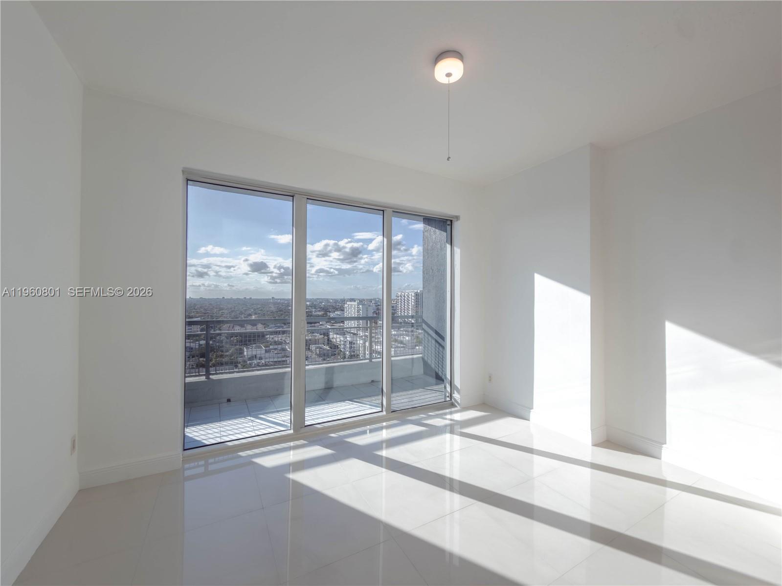 INFINITY AT BRICKELL COND - Residential