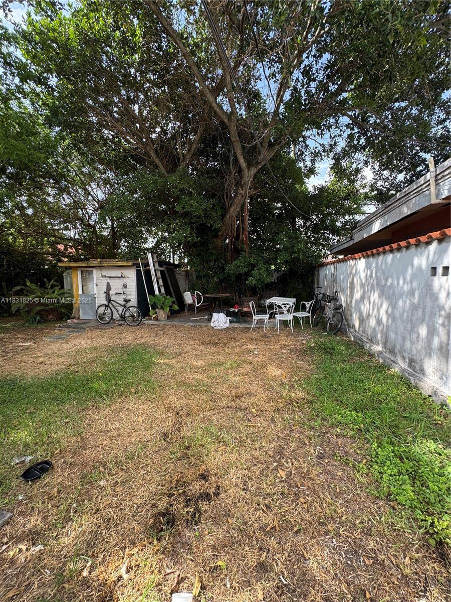 6410 SW 39th St 6410