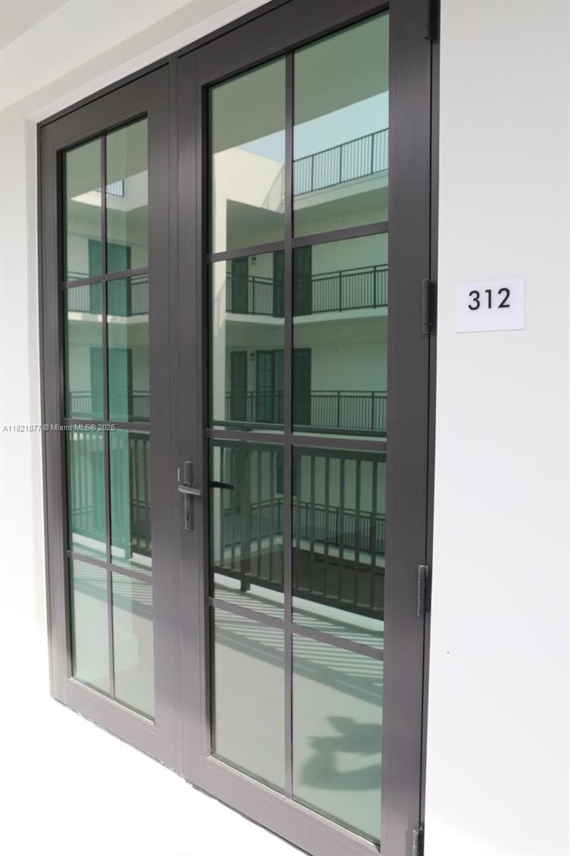 Beautiful & Bright Studio in the Heart of Downtown Davie!
This stunning flow-through studio unit is finished with premium interiors, including white quartz countertops, wood-style waterproof flooring, full-size stainless steel appliances, in-unit washer and dryer, and hurricane-impact windows and doors for peace of mind.
Located in the vibrant new “Downtown Davie Mile”, you’re just under 1 mile from Nova Southeastern University, FAU, UF, and Broward College, with easy access to shopping, dining, major retailers, and all major highways. Enjoy being less than 20 minutes to the beach, Port Everglades, and the airport!
Rent includes water, trash and sewer. 1 covered assigned parking space. Don't miss out on this perfect blend of modern comfort and unbeatable location!