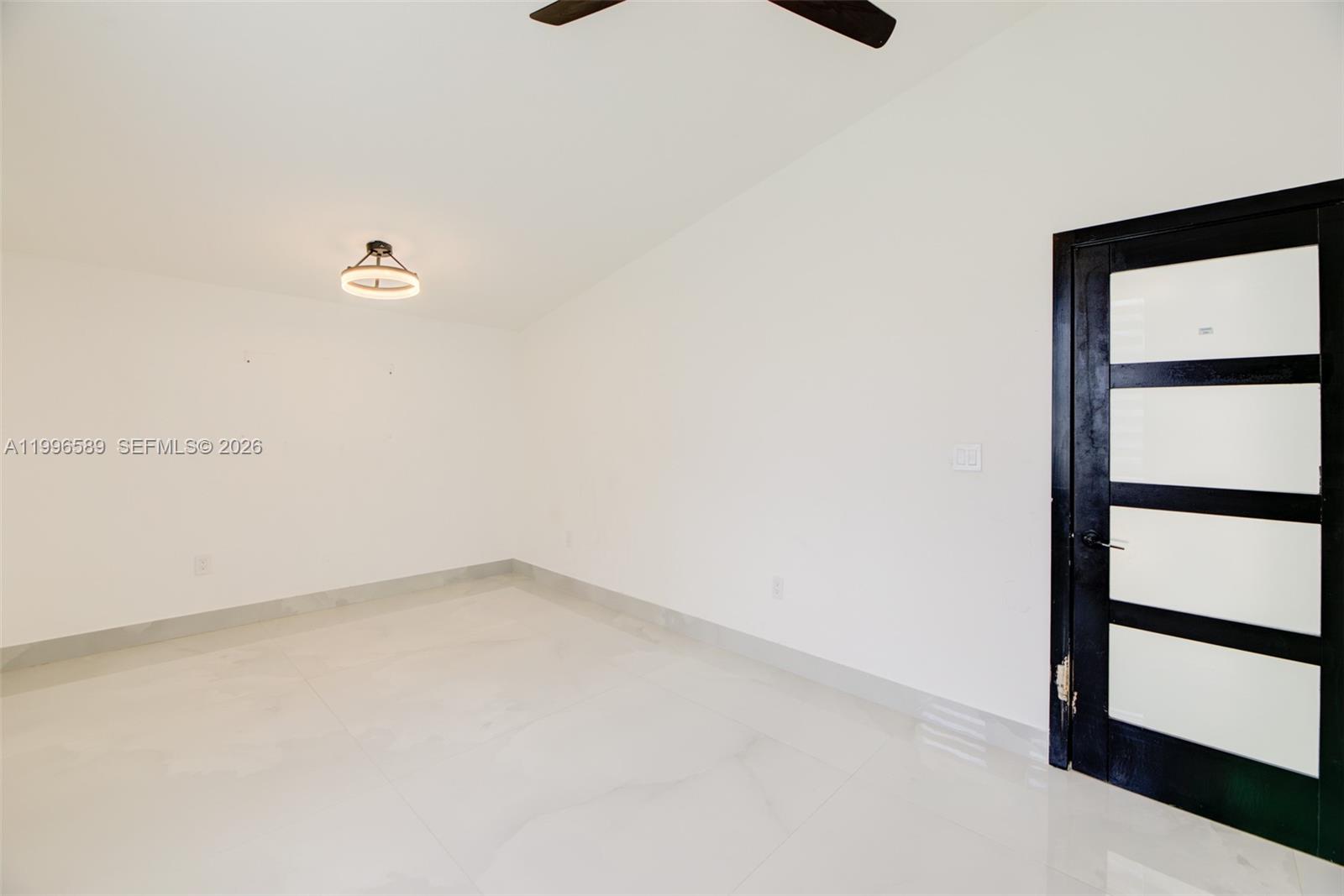 FLA FRUIT LANDS CO SUB NO - Residential Lease