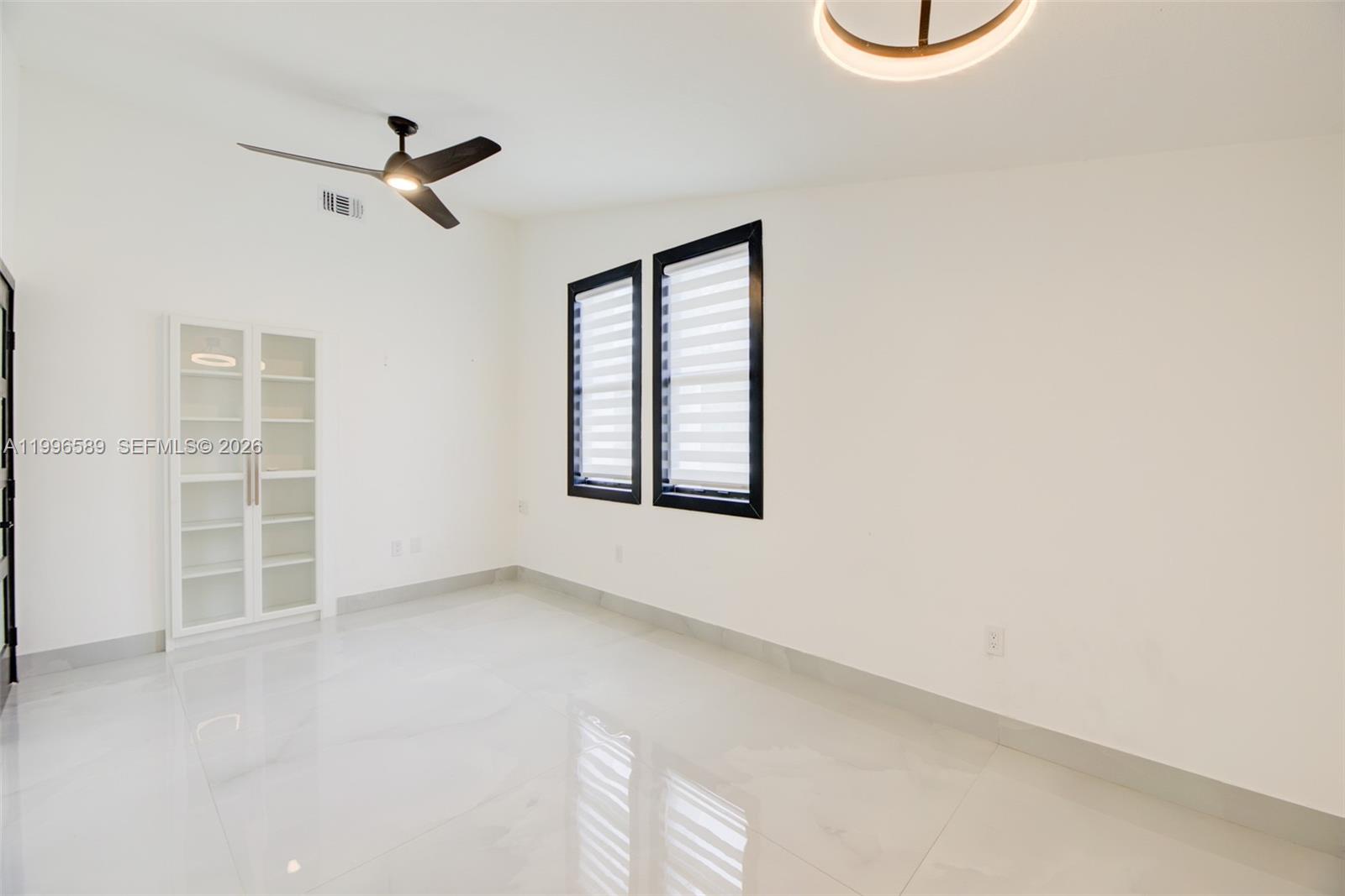 FLA FRUIT LANDS CO SUB NO - Residential Lease