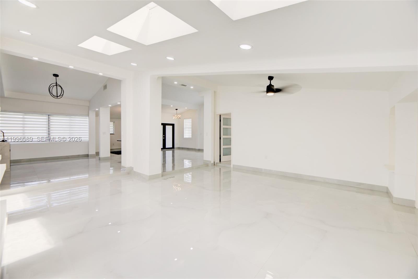 FLA FRUIT LANDS CO SUB NO - Residential Lease