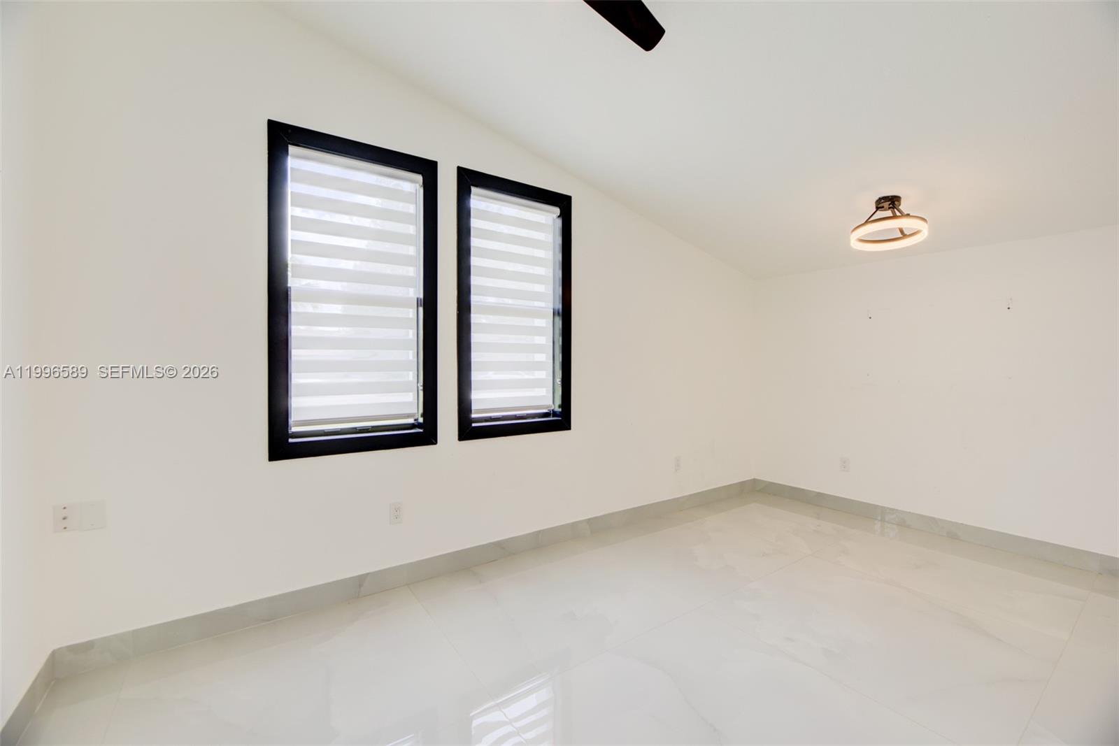 FLA FRUIT LANDS CO SUB NO - Residential Lease