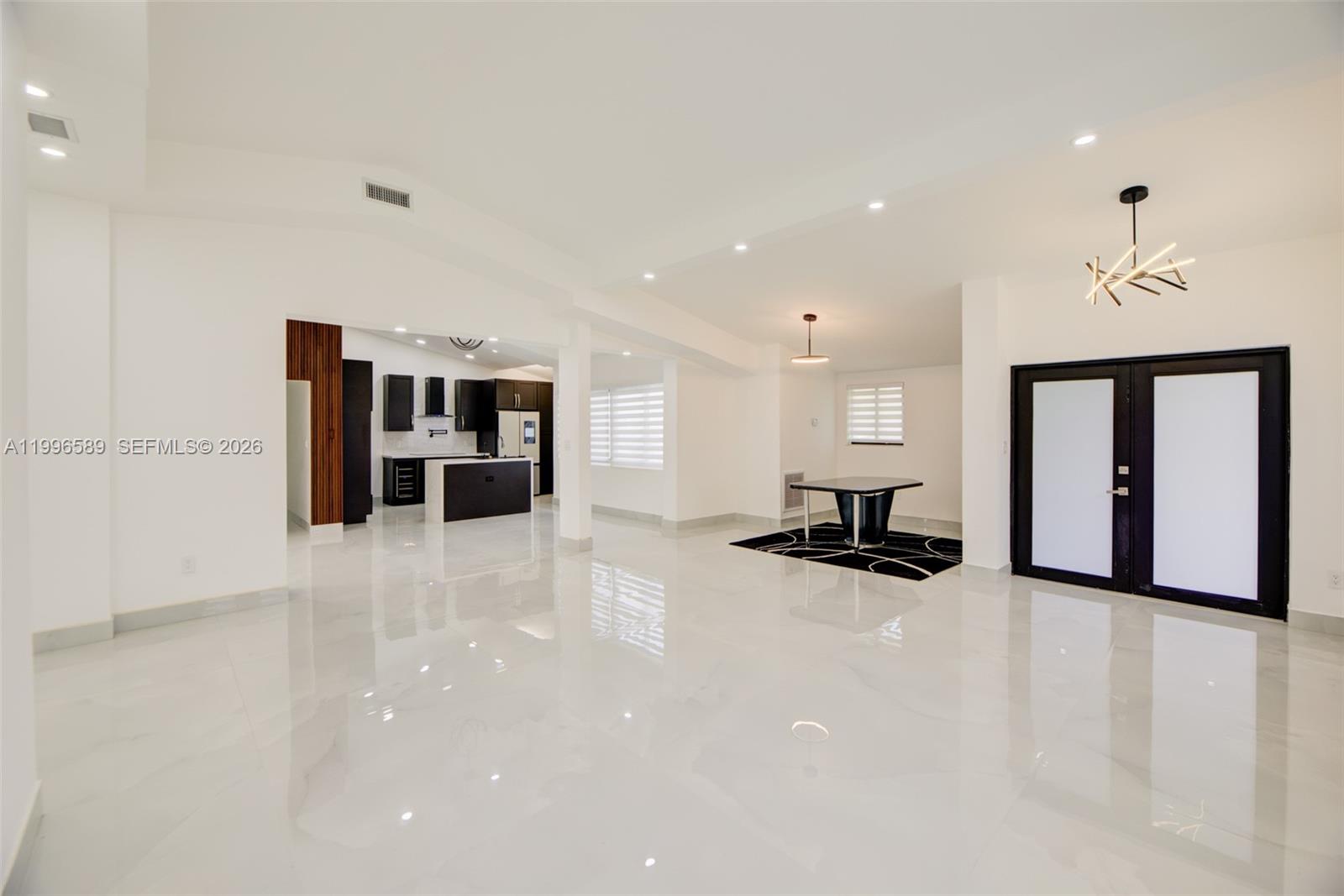 FLA FRUIT LANDS CO SUB NO - Residential Lease