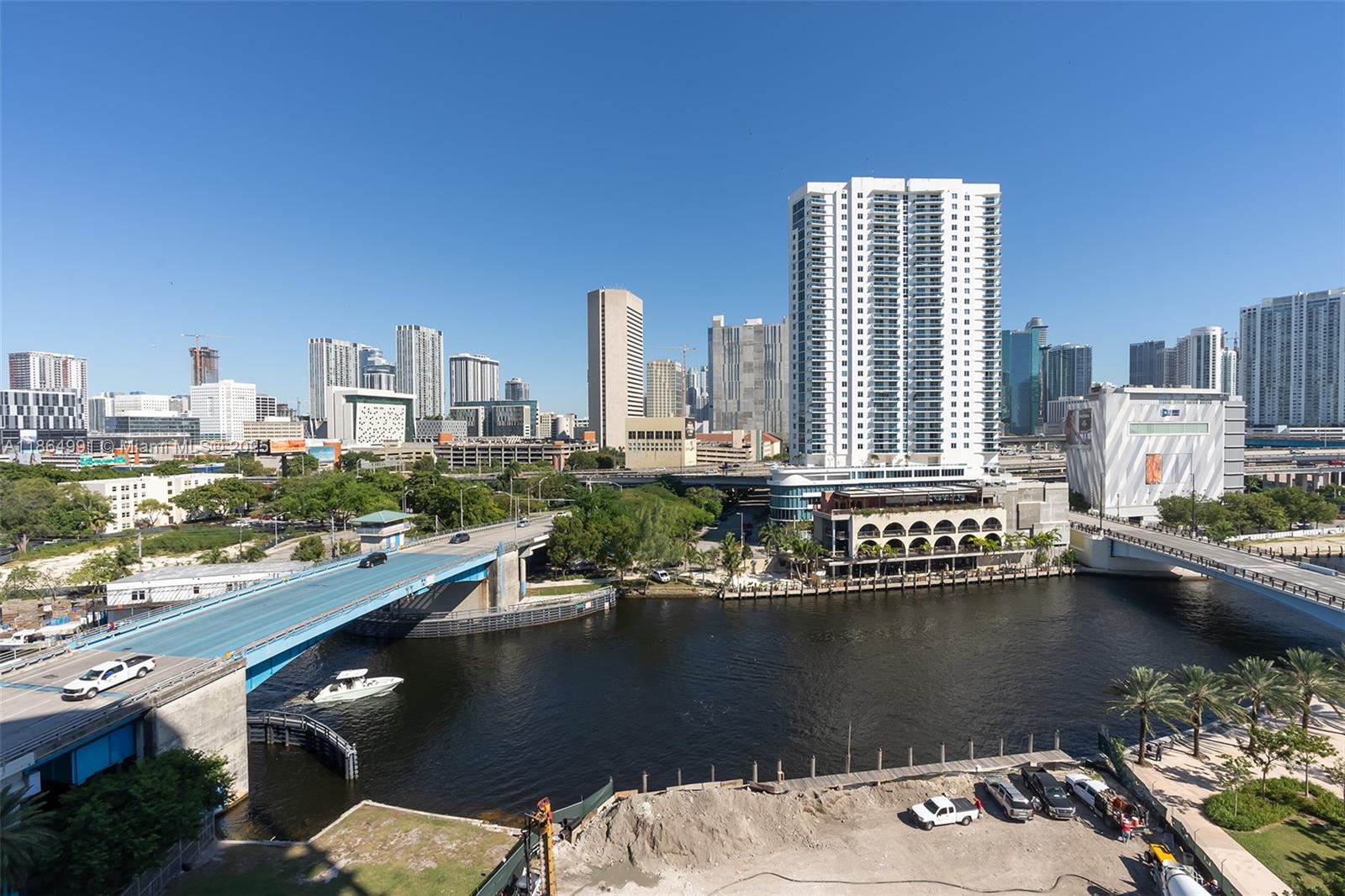 NEO CONDO - Residential