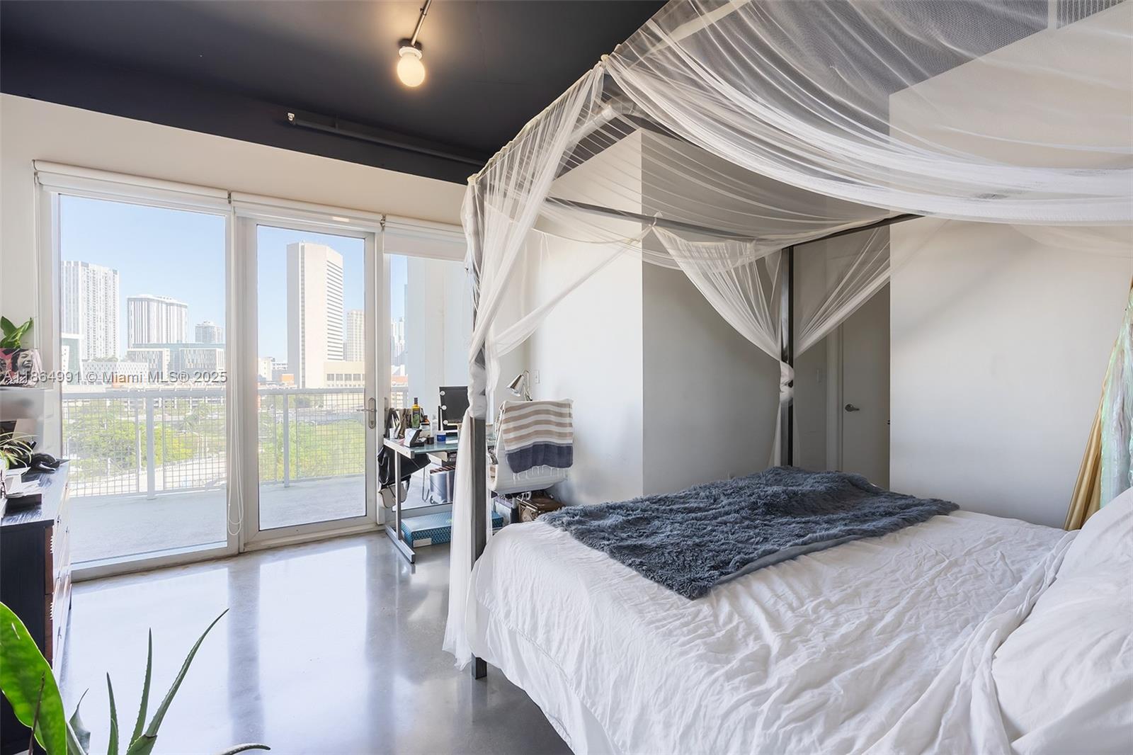 NEO CONDO - Residential