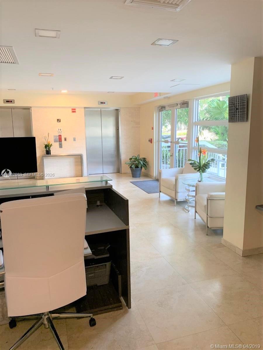 SEYBOLD POINTE CONDO - Residential