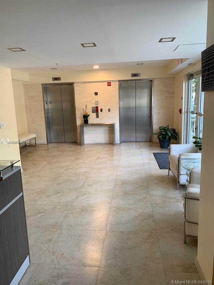 SEYBOLD POINTE CONDO - Residential