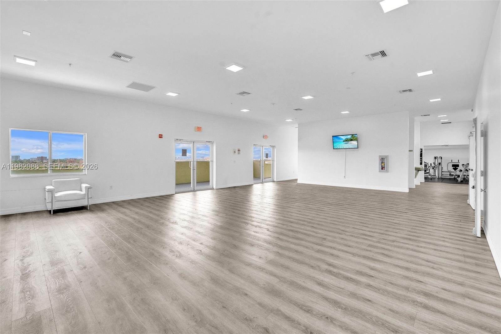 SEYBOLD POINTE CONDO - Residential