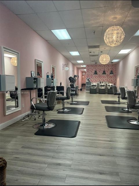 Pembroke Pines FL 33024