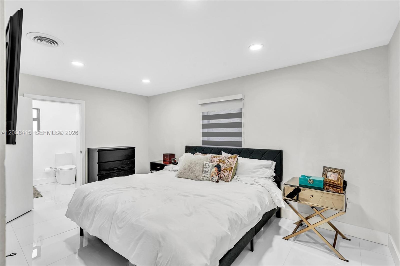 OVERBROOK SHORES - Residential