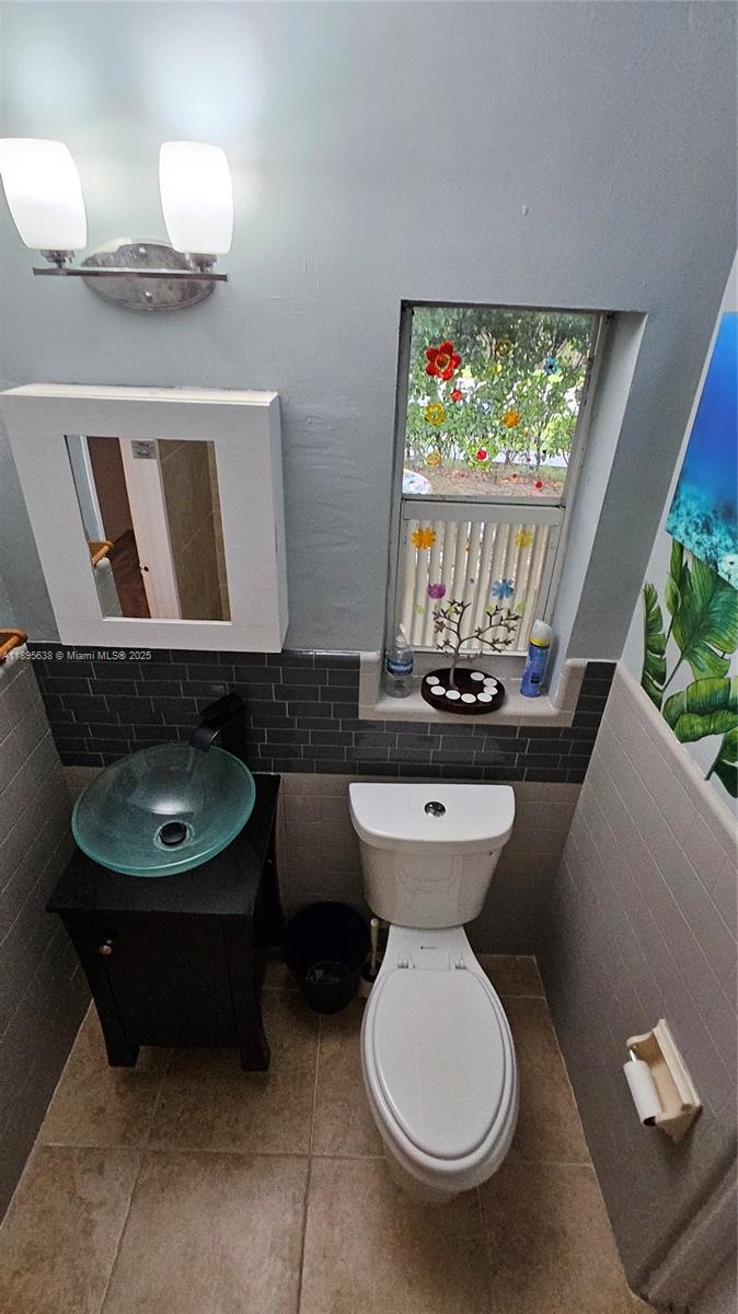 ALTA TERRA - Residential Lease