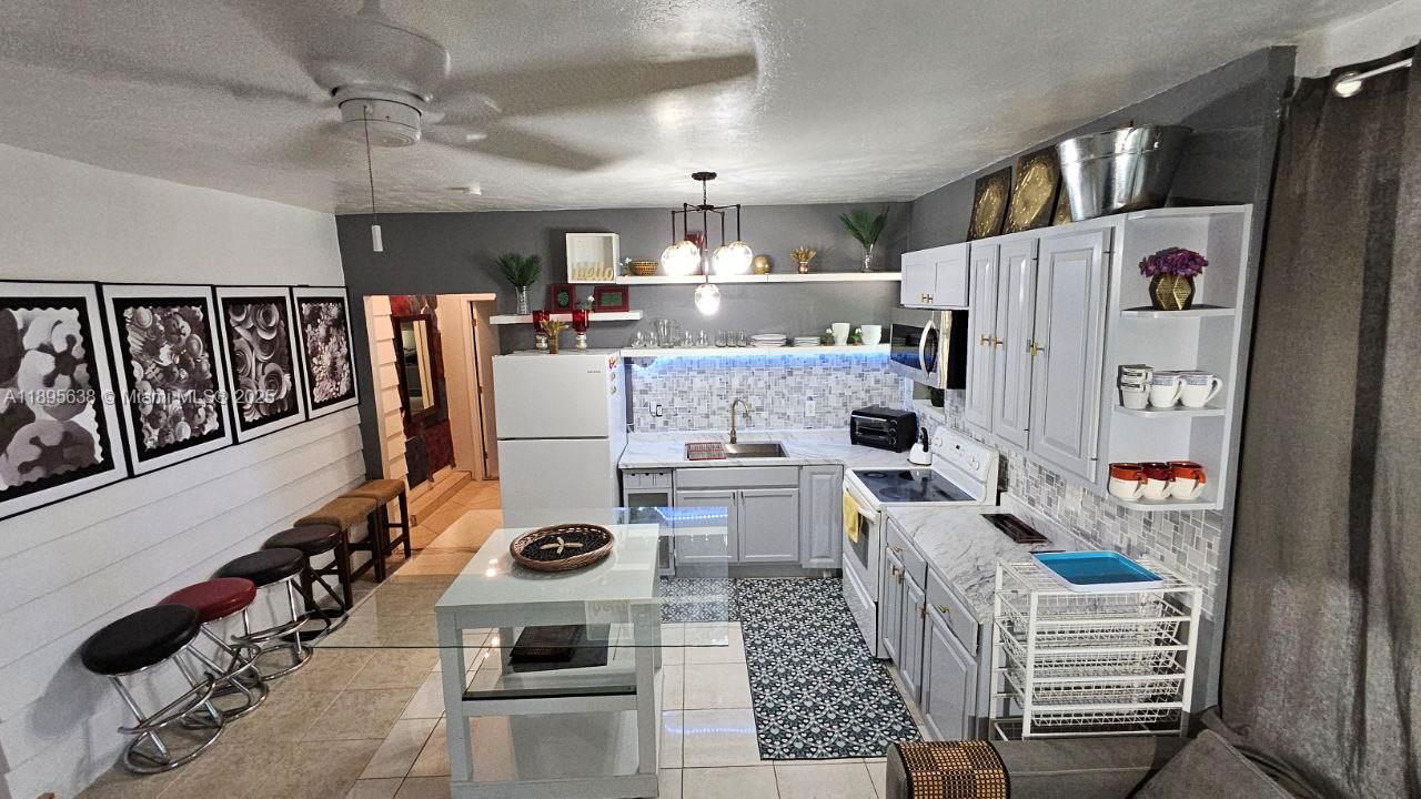 ALTA TERRA - Residential Lease