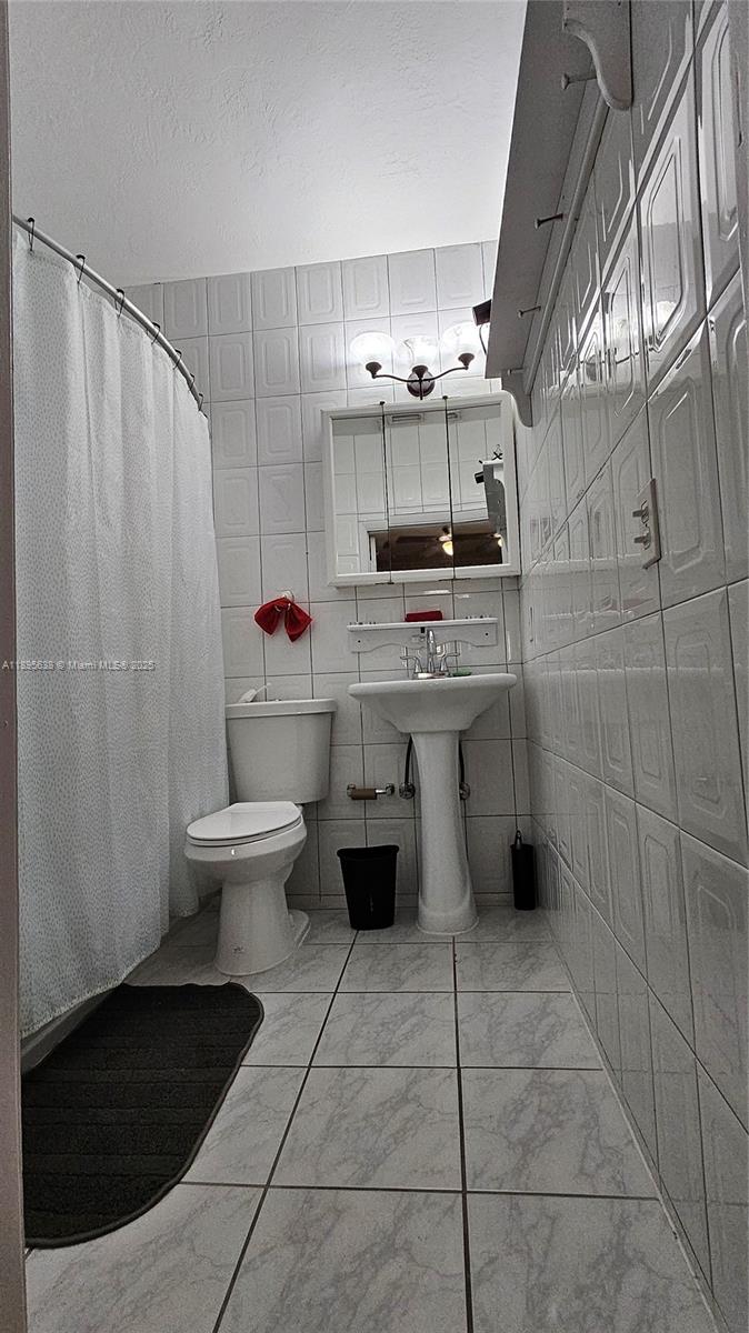 ALTA TERRA - Residential Lease