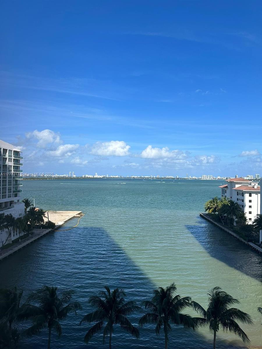 Rental Property at 460 Ne 28th St 705, Miami, Broward County, Florida - Bedrooms: 2 
Bathrooms: 2  - $4,000 MO.