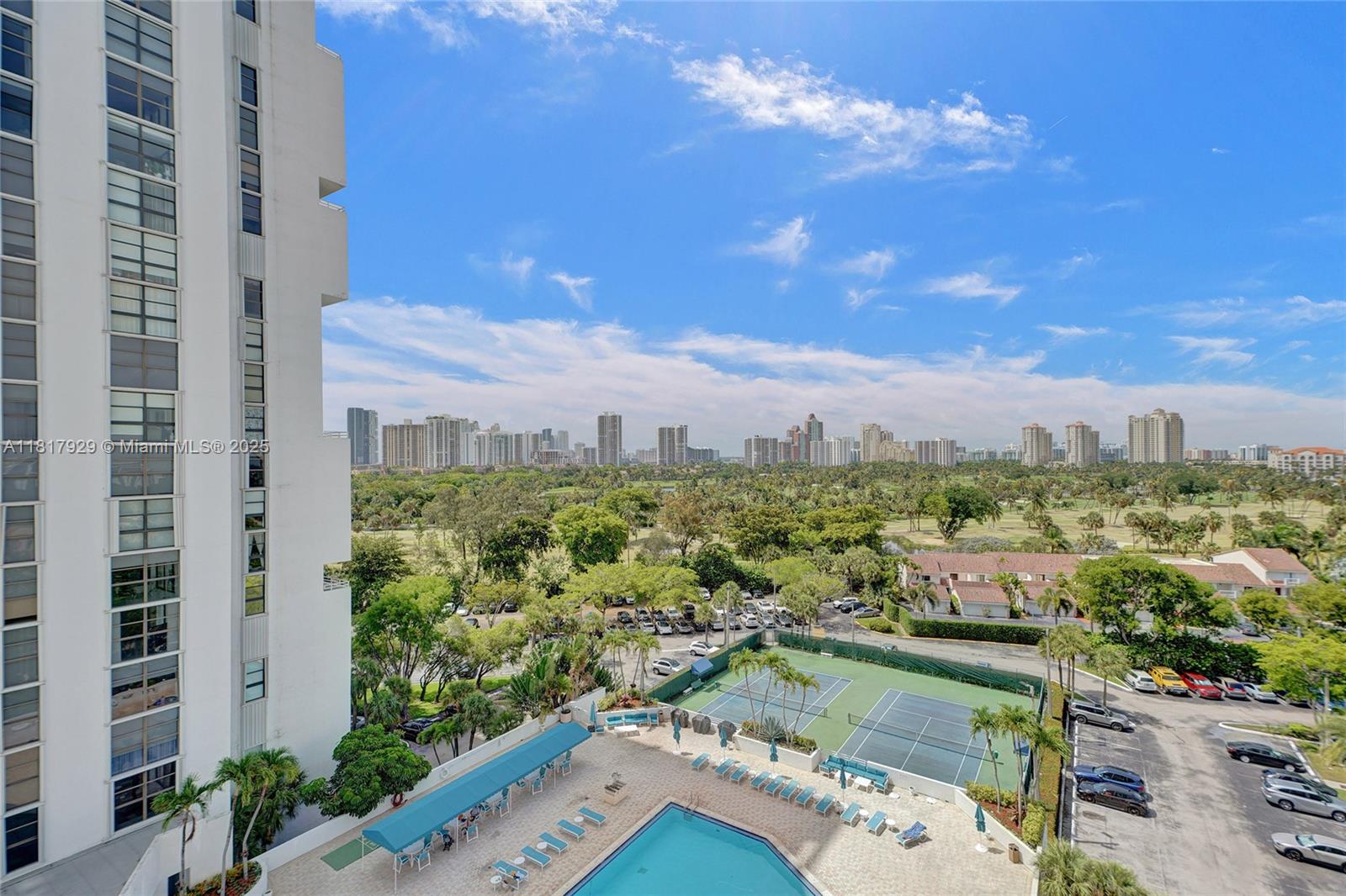 DELVISTA TOWERS CONDO TOW - Residential
