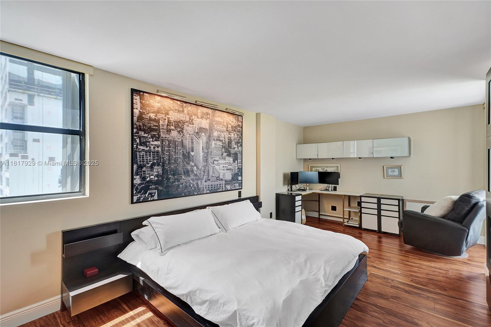 DELVISTA TOWERS CONDO TOW - Residential