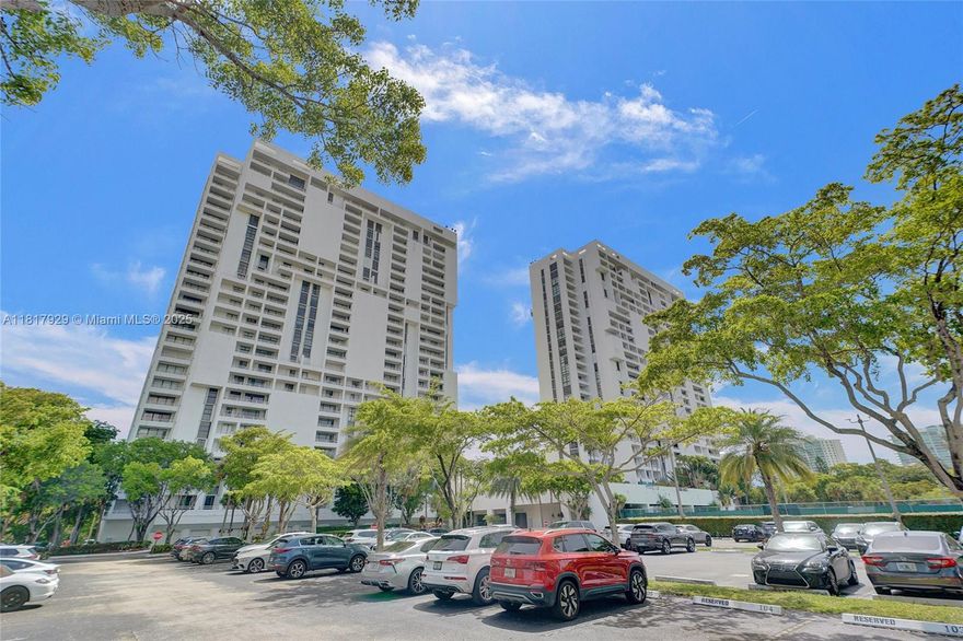 Spacious and beautifully updated 2BD/2BA in the heart of Aventura with split floor plan and real wood floors (not laminate). Enjoy breathtaking views of the Turnberry Isle Golf Course from this high-floor unit. Located in full-service Del Vista with 24-hr security, valet, heated pool, fitness center, sauna, jacuzzi, tennis, billiards, bike room, party room w/kitchen, and guest parking. Walk to Aventura Mall, top restaurants, grocery stores, and houses of worship. Just minutes to Sunny Isles Beach, Gulfstream Park, and centrally located between Miami & Fort Lauderdale Airports. Zoned for top-rated Aventura schools. Surrounded by the best of Aventura living. Easy to show!