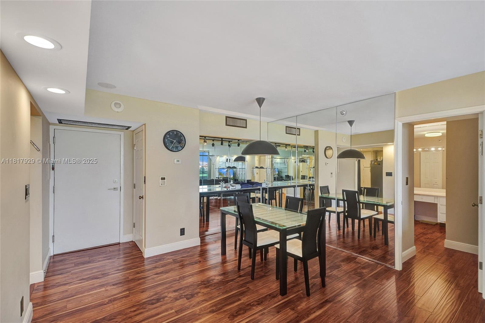 DELVISTA TOWERS CONDO TOW - Residential