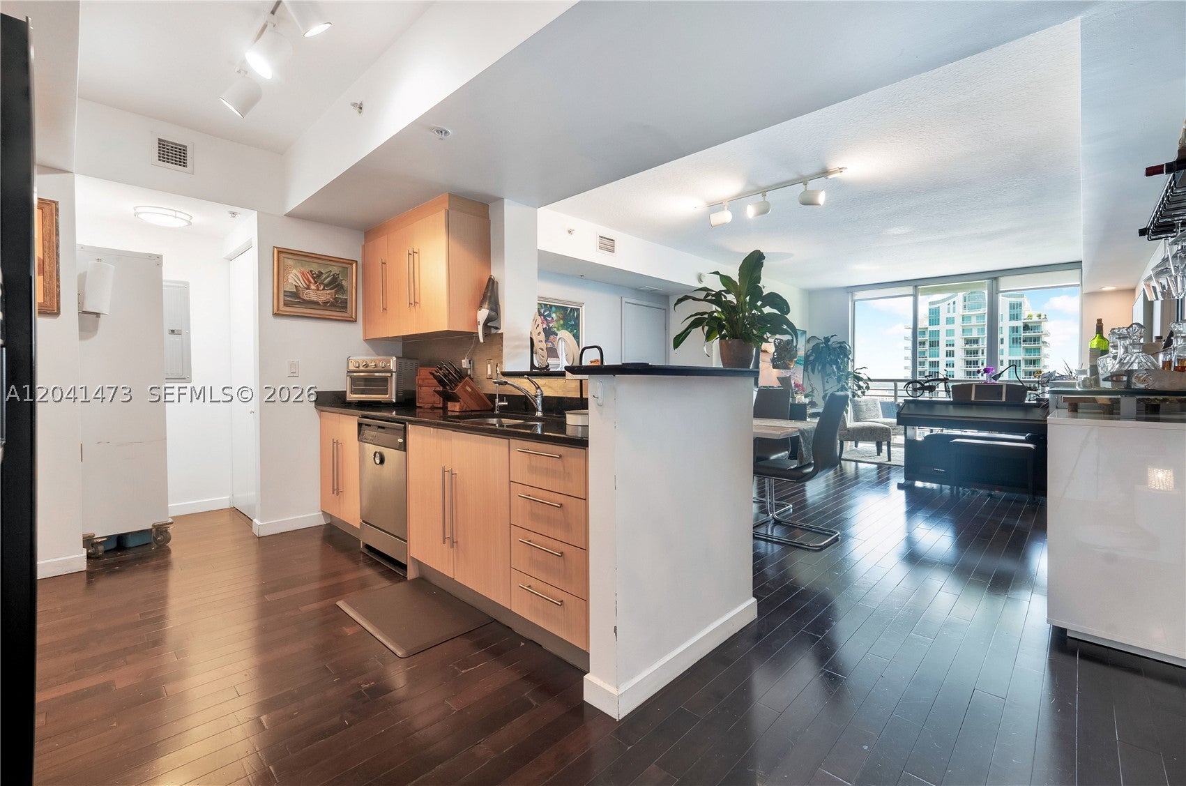 325 S Biscayne Blvd 3921