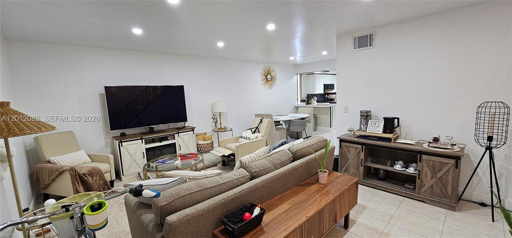 Photo of 1845 NW 4th Ave #17, Boca Raton, FL 33432 (MLS # A12012082)