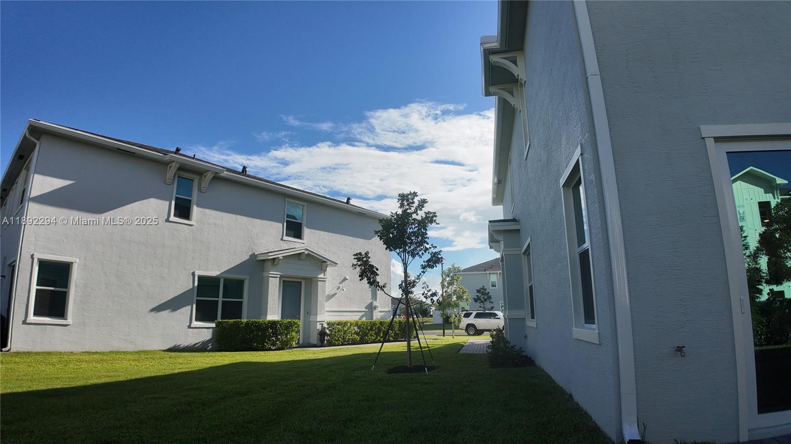 VERANDA PLAT NO. 9 - Residential Lease