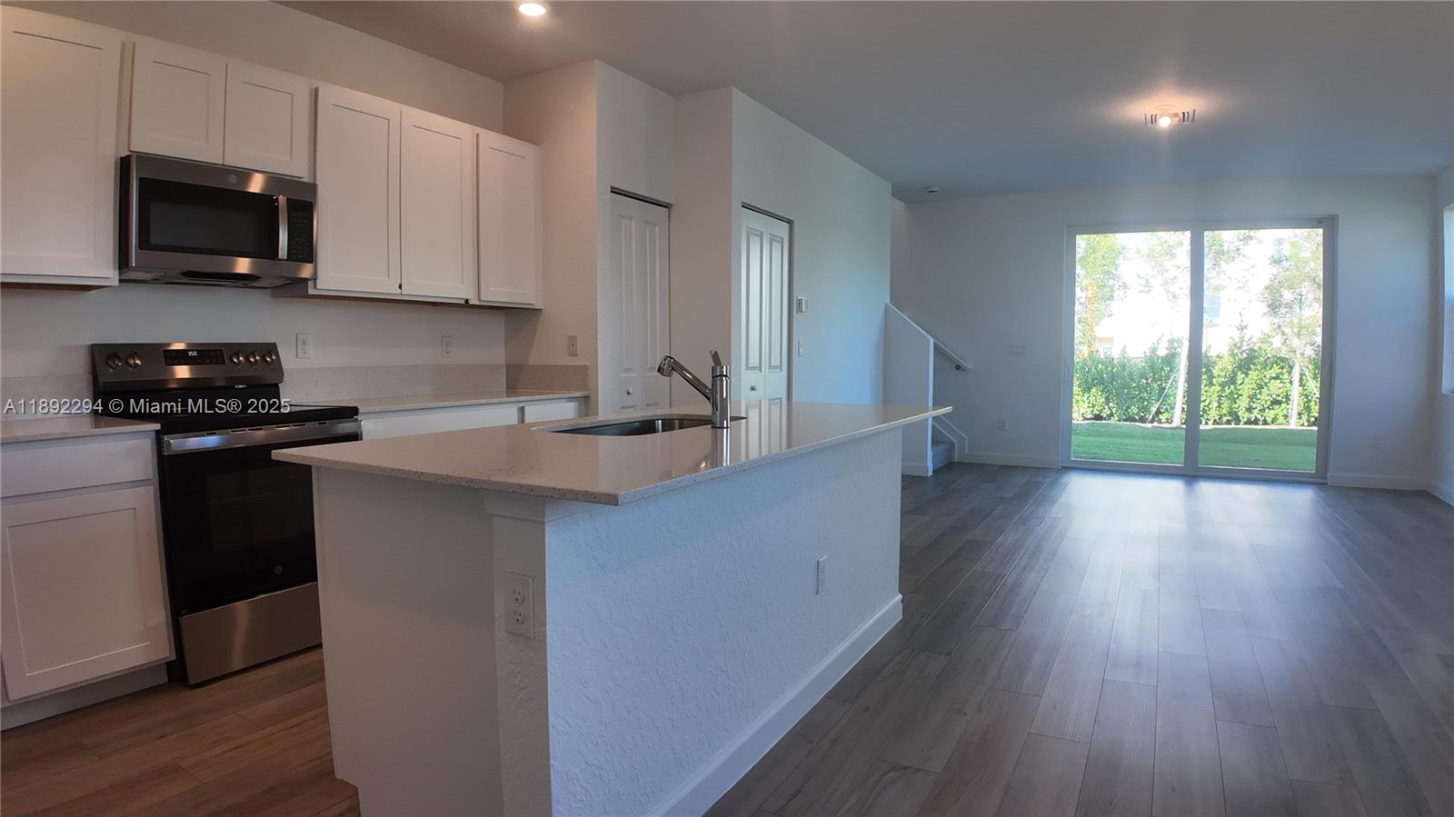 VERANDA PLAT NO. 9 - Residential Lease