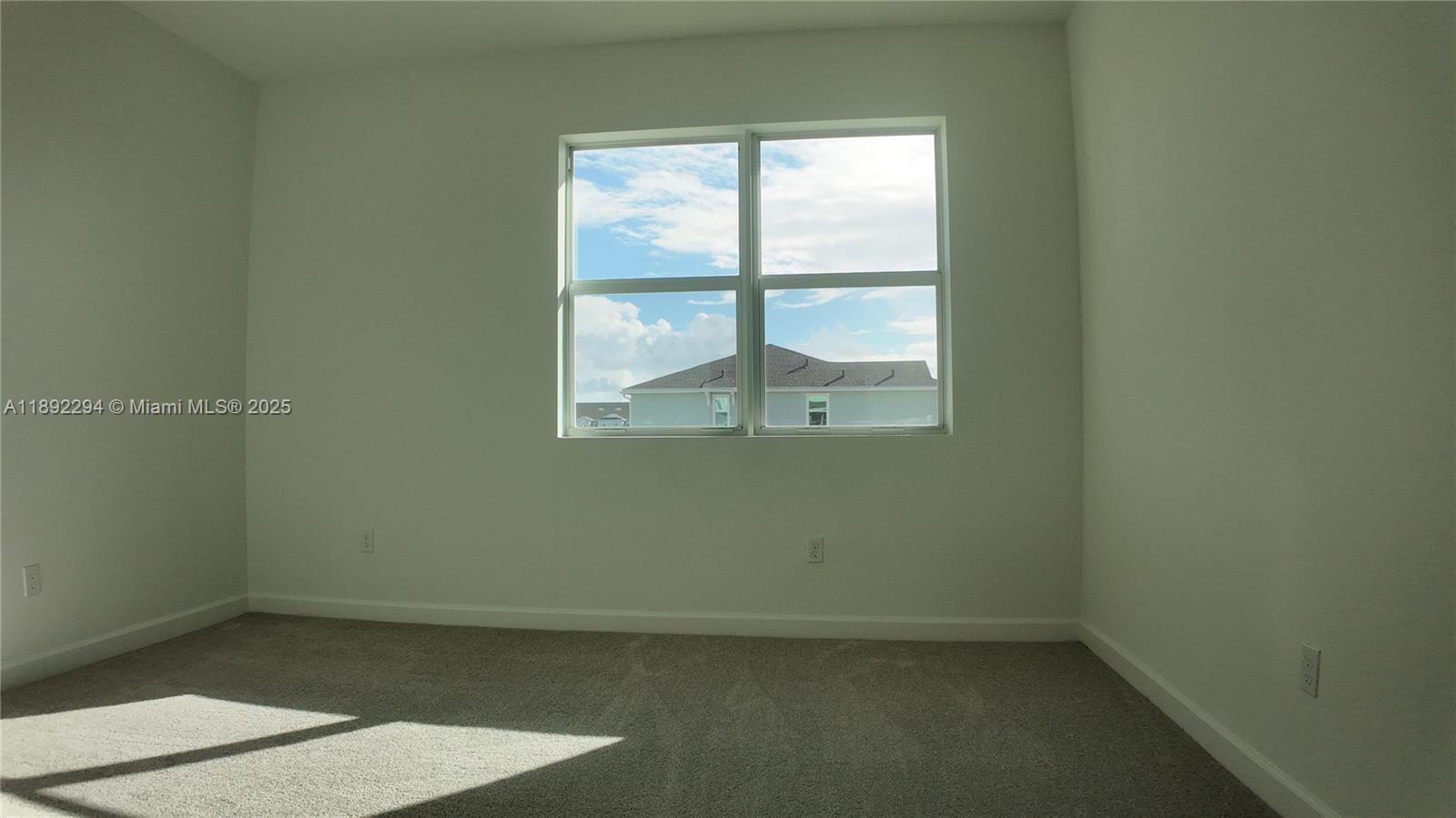 VERANDA PLAT NO. 9 - Residential Lease