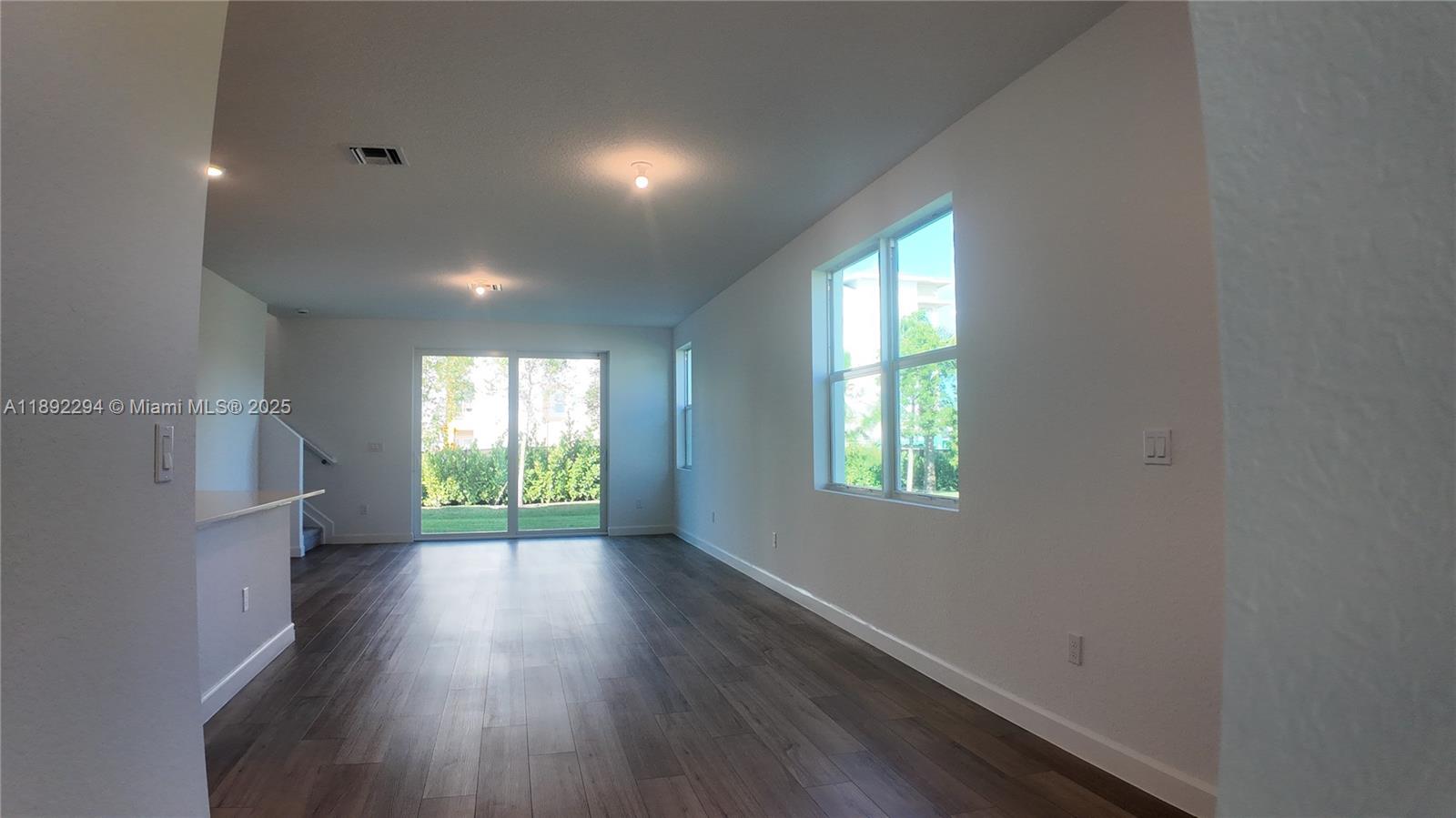 VERANDA PLAT NO. 9 - Residential Lease