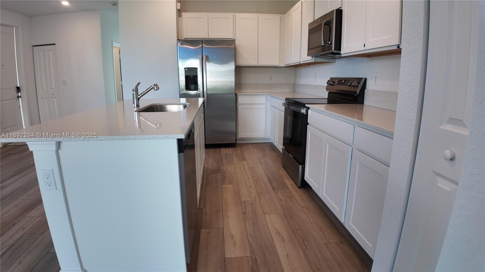 VERANDA PLAT NO. 9 - Residential Lease