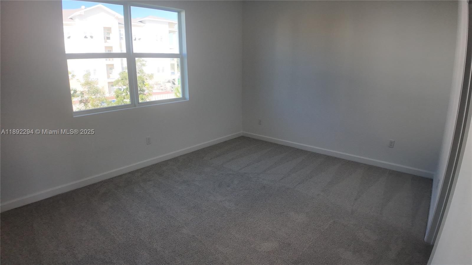 VERANDA PLAT NO. 9 - Residential Lease