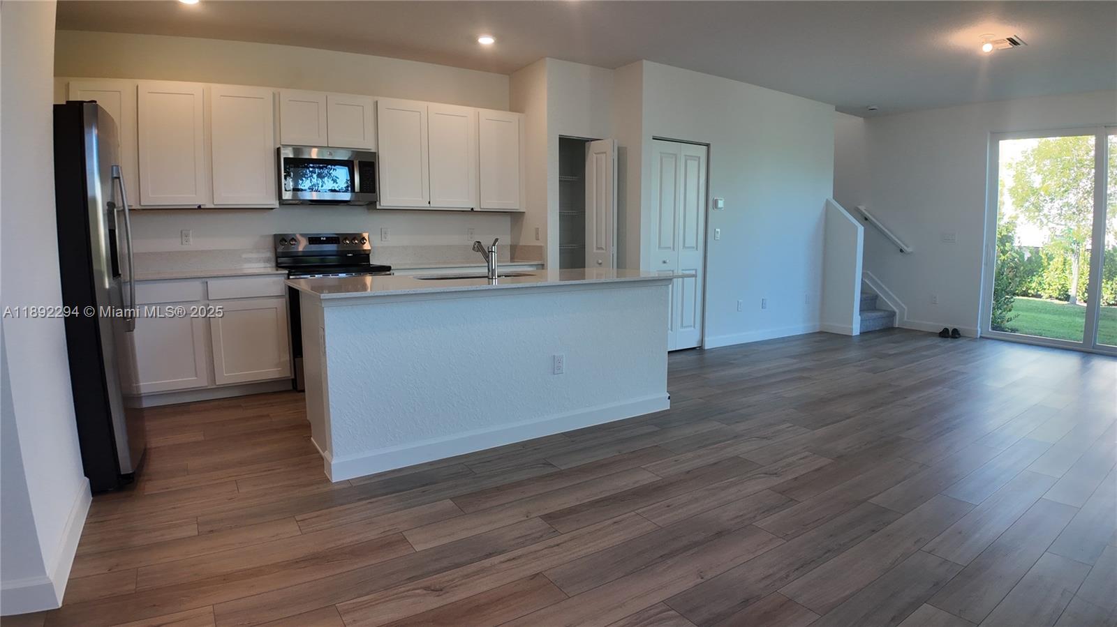VERANDA PLAT NO. 9 - Residential Lease