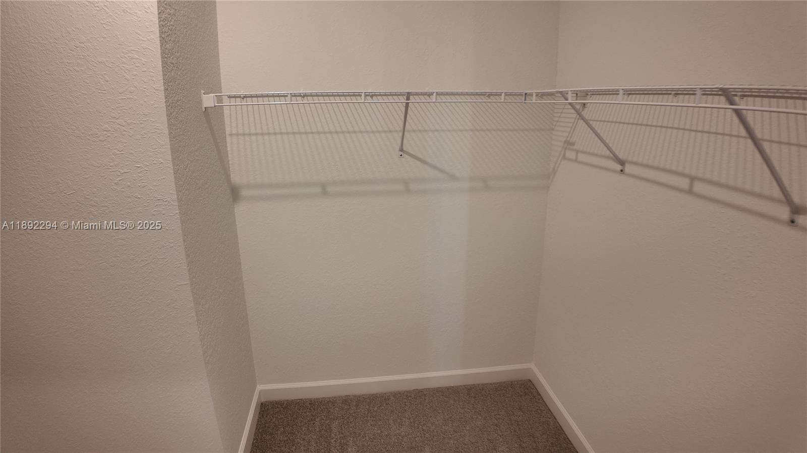 VERANDA PLAT NO. 9 - Residential Lease