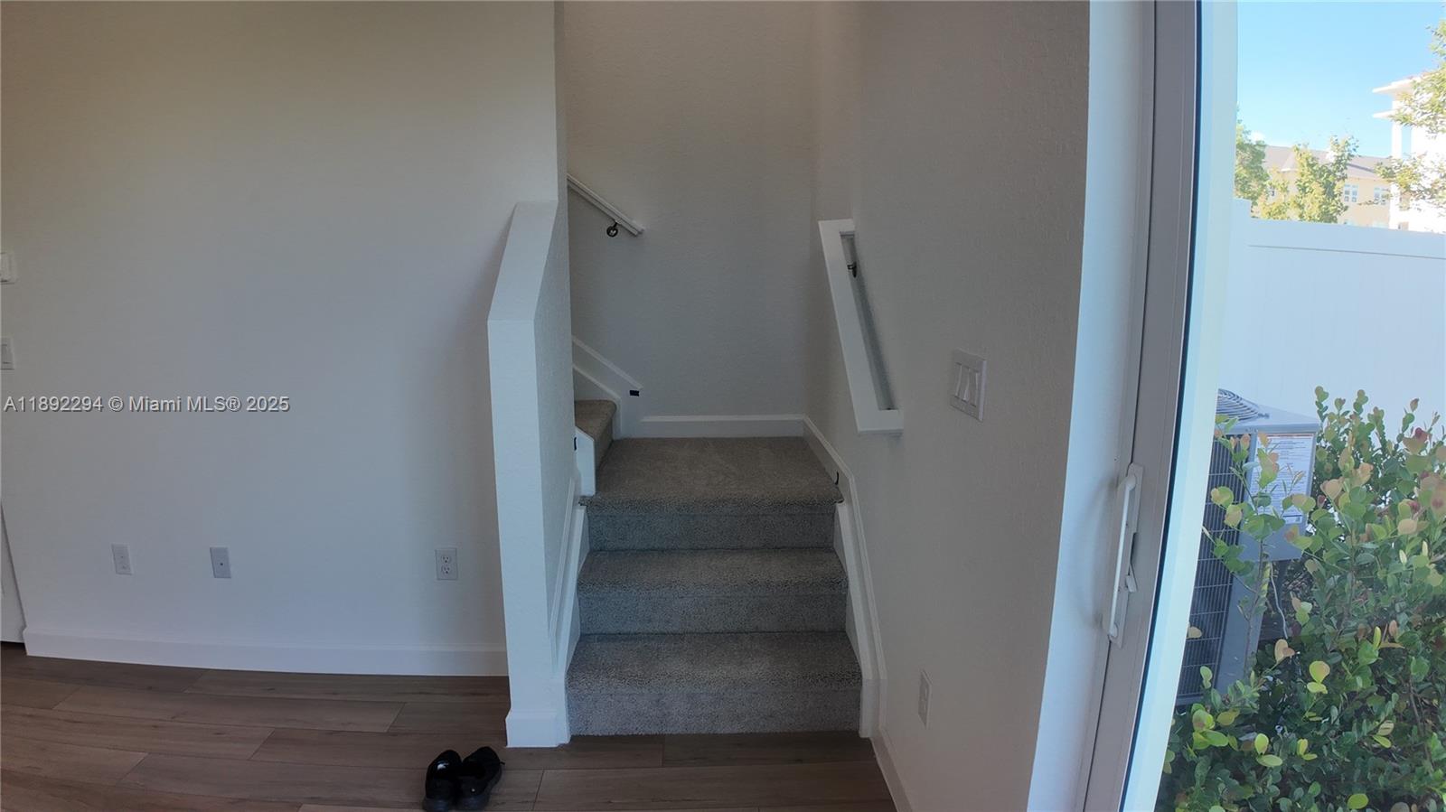 VERANDA PLAT NO. 9 - Residential Lease