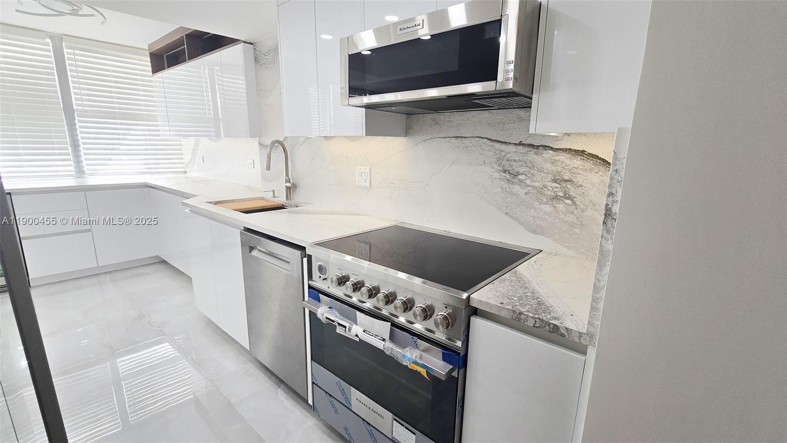 250 174th St 203