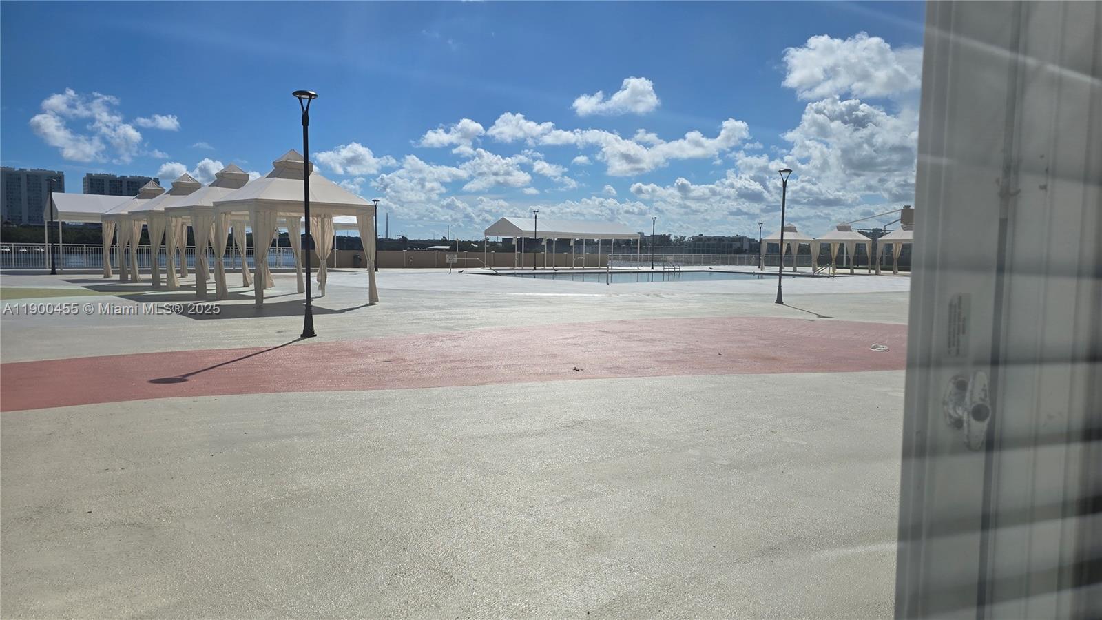 WINSTON TOWERS 100 CONDO - Residential Lease