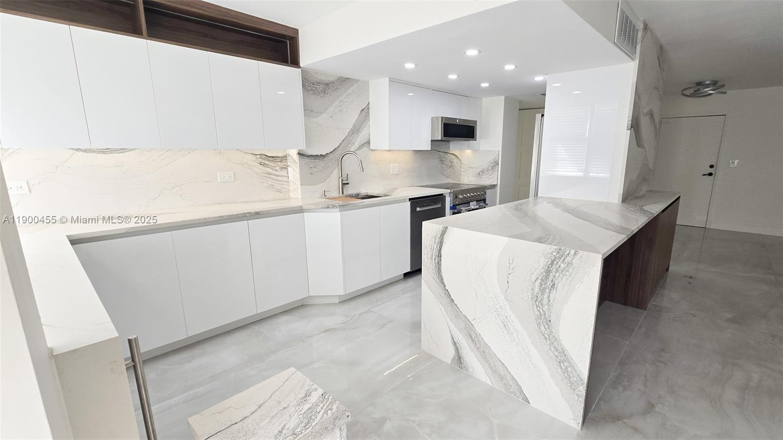250 174th St 203