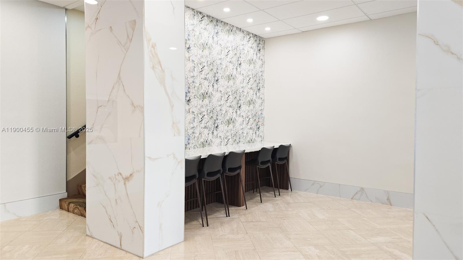 WINSTON TOWERS 100 CONDO - Residential Lease