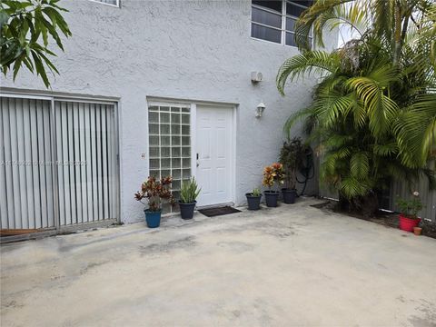 8485 SW 156th Pl 106 Miami FL 33193