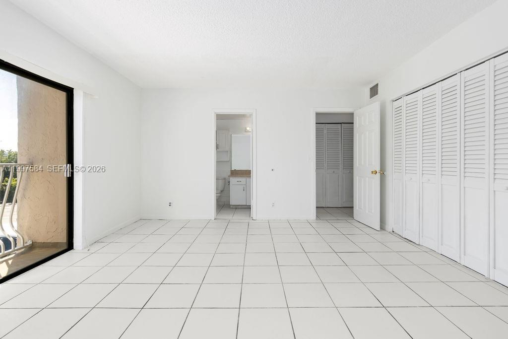 PALM VILLAGE CLUB CONDO - Residential